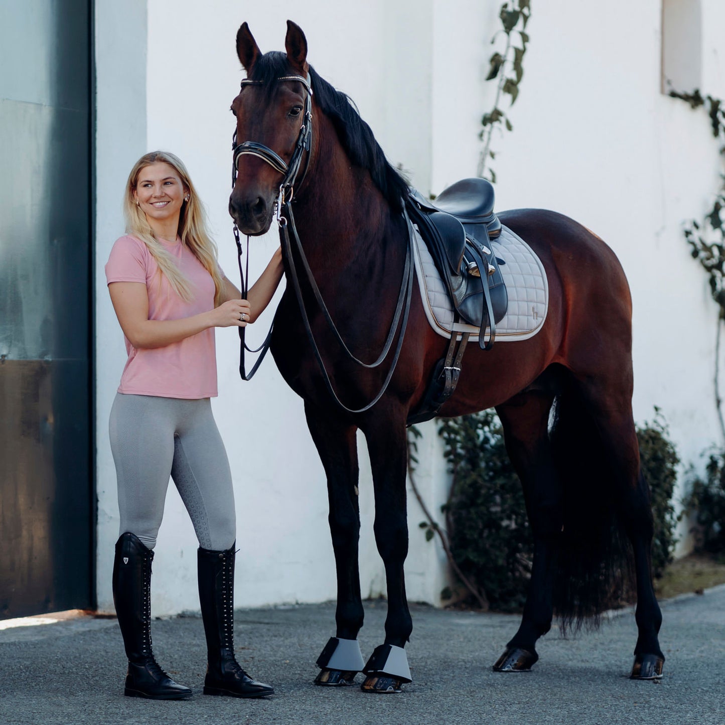 Horze Munich Dressage Saddle Pad with Metallic Piping - Alloy Grey